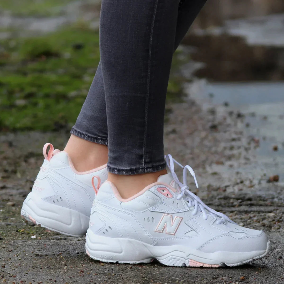 608 White & Pink Sports Style Sneakers