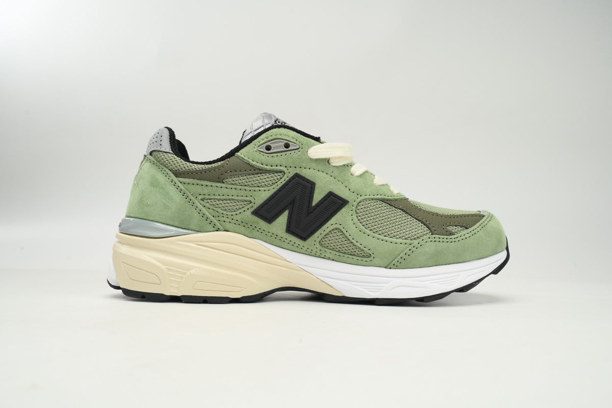 990 Grass Green Sneakers